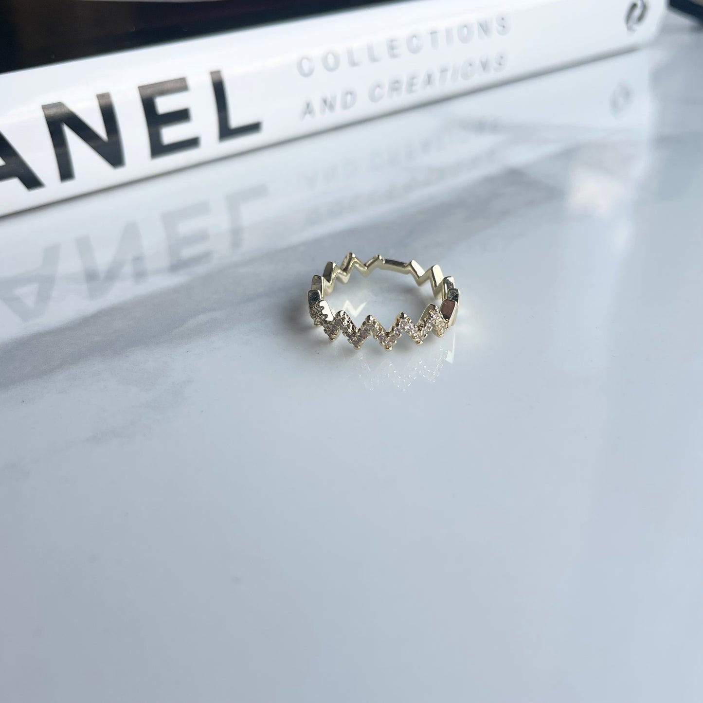 ZIG ZAG RING